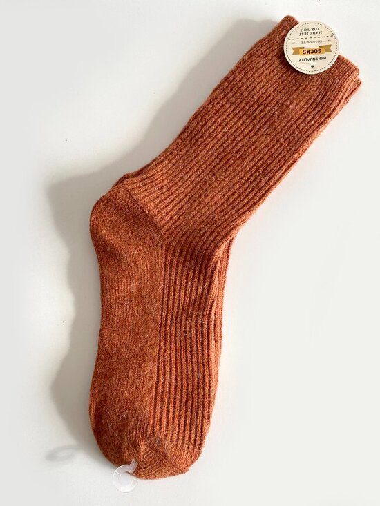 Accessories - NWT Irish 100% Natural Undyed Wool Crew Socks Rust NWT High Quality